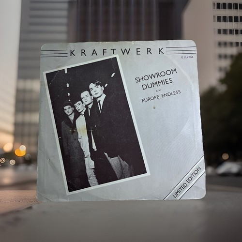 Kraftwerk showroom dummies - showroom, og